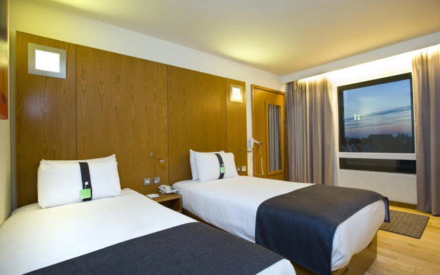 Holiday Inn London - West by IHG
