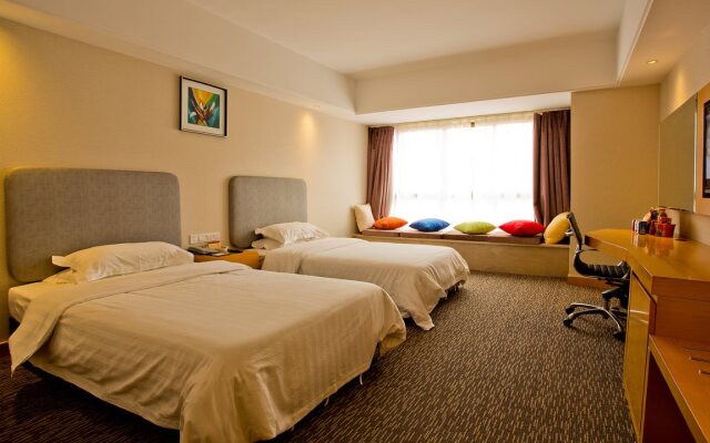 Yichang Golden Lion Hotel