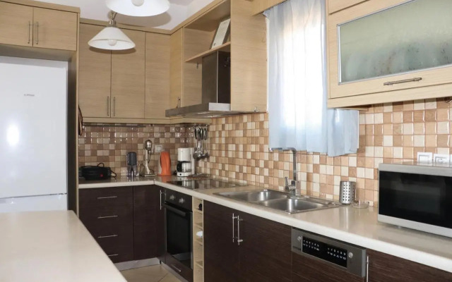 Ateni House