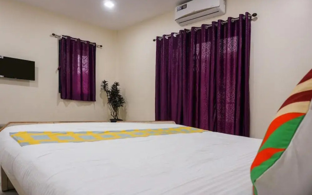 "Oyo Home 19648 Spacious Stay Near Wax Musuem"