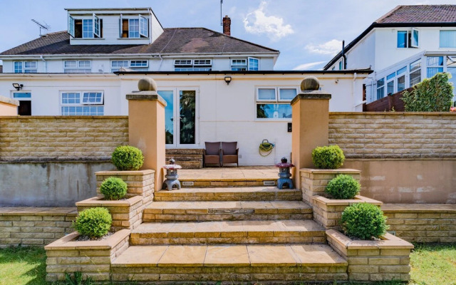 Homebird Property - Carter Knowle House-2