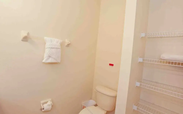 3 Bed Twhm W/splash Pool at Bella Vida Resort