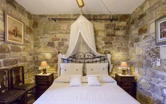 Majestic Chateau - Spectacular Seascapes & Pool