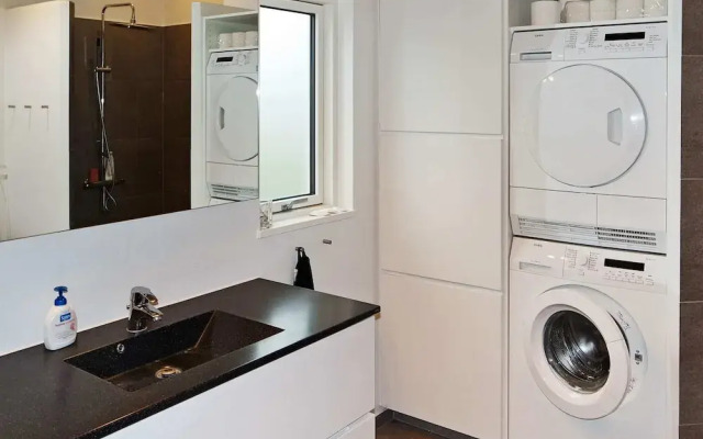 10 Person Holiday Home in Hadsund-by Traum