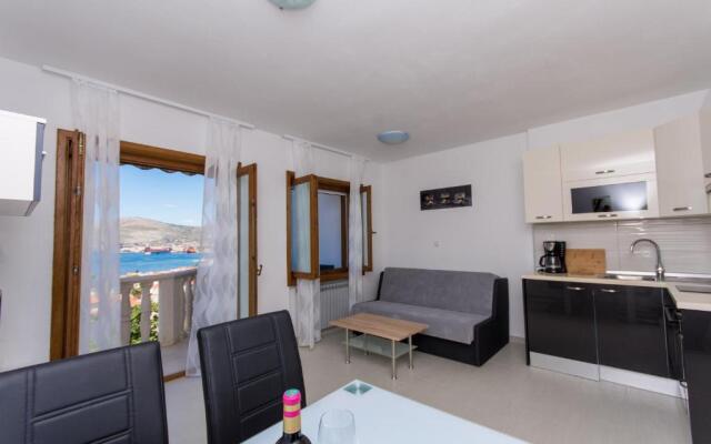 Apartments Bisera
