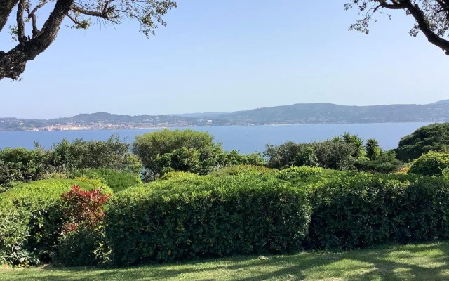Sainte Maxime Vue féerique piscine chauffée