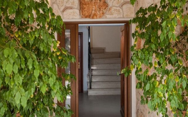 Maltinas House