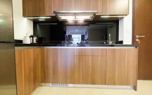 Best Choice Modern 2BR L'Avenue Apartment