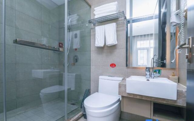 Huayi Selected Hotel (Nanguan subway station store, Liangxiang, Beijing)