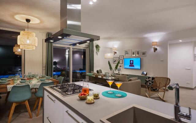 Sariva Villa CaseSicule - Heating Pool, Beach at 50 m-Villa Sariva