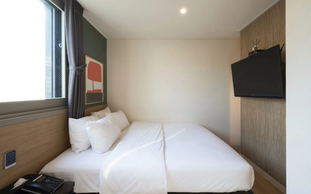 No.25 Signature Hotel Daechung