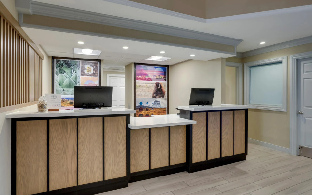 Sonesta ES Suites Portland Vancouver 41st Street