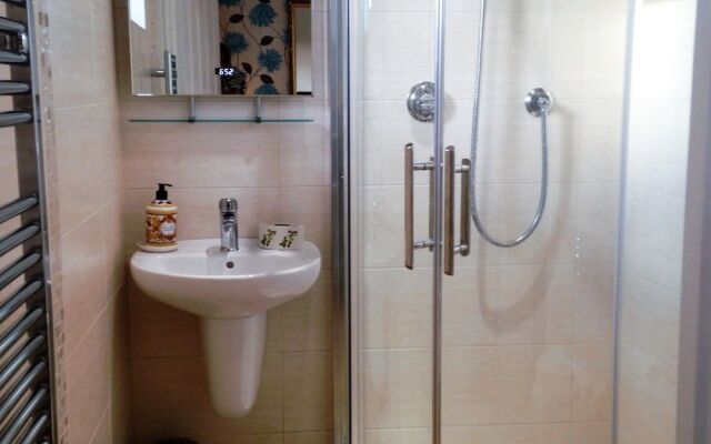 Abodes Bed and Breakfast
