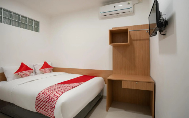 Super OYO 3209 Hegarbudhi Residence