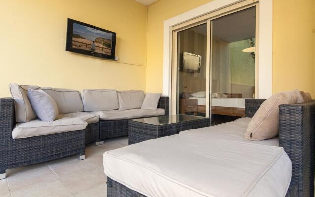 C15 - The Patio do Convento Apartment