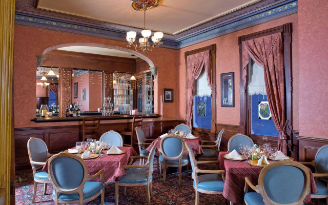 The Kalamazoo House Bed & Breakfast