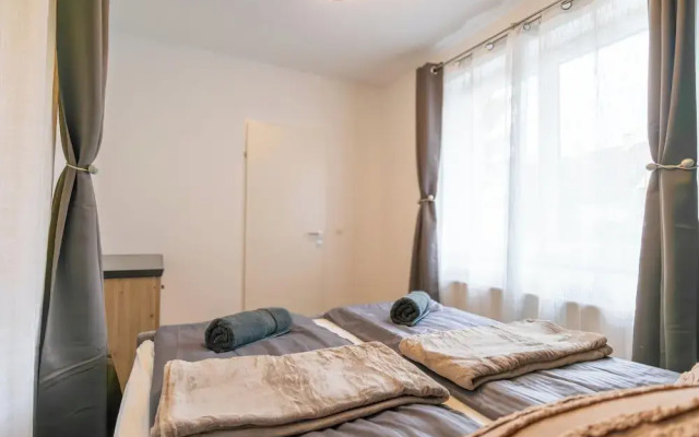 Comfy 2BR 1LR Apartment Donaustadt