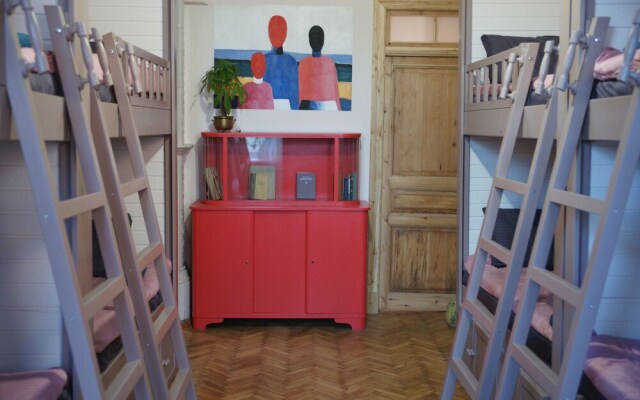 Malevich Hostel