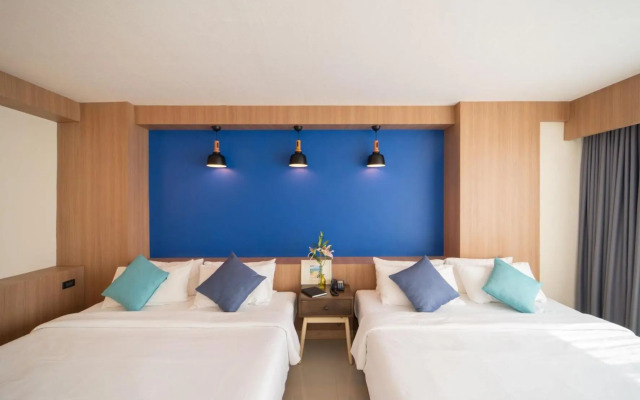The Sixteenth Naiyang Beach Hotel