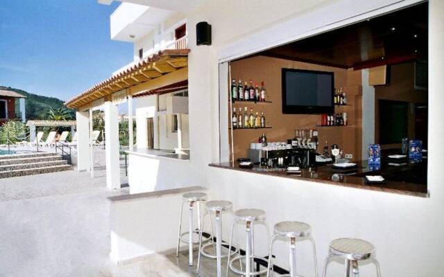 Hotel Prassino Nissi