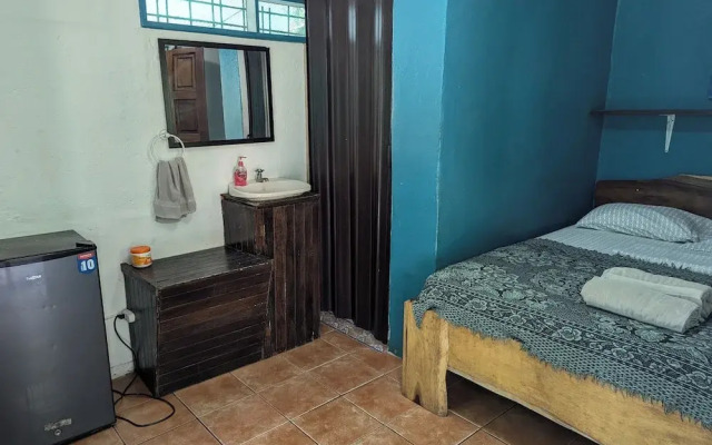 Tasty Dayz Hostel