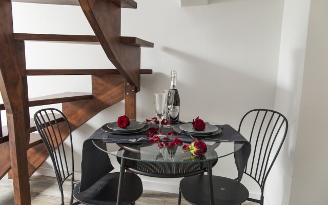 Leo Apartments Old Town Residence