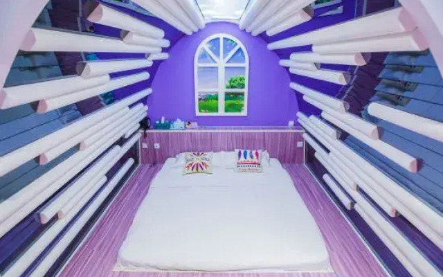 Baolida Hotel (Tonghua Xinzhan Plaza Jingyu Middle School Store)