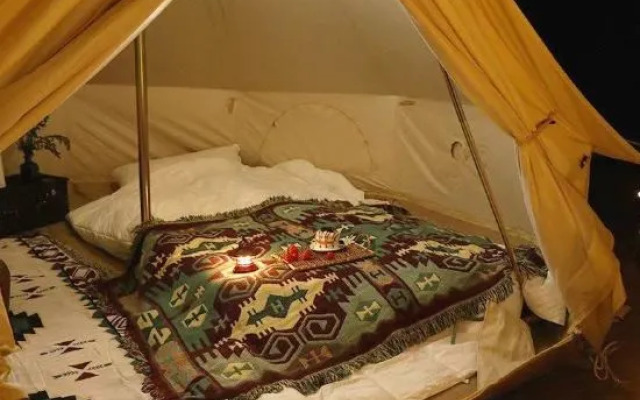 Xiangyulou Hostel