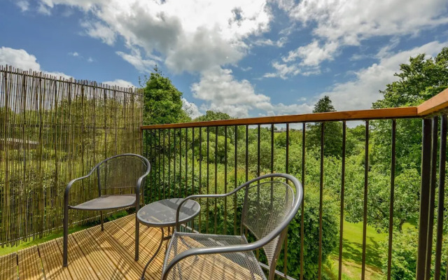 Cholwell Barn Apartment