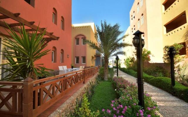 Al Dora Residence cozy apartments AP 3-5-1