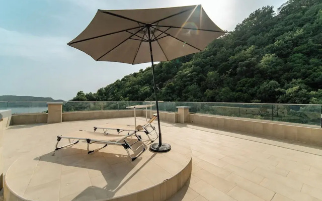 Budva Gate Penthouse