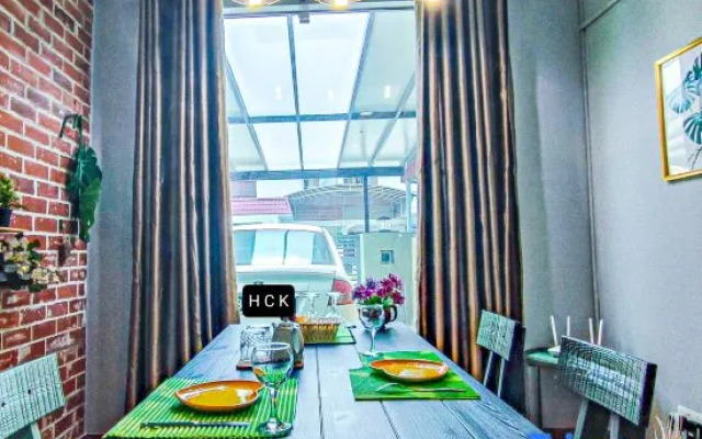 Garden Home at Port Klang by HCK