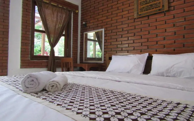 Penginapan Udin Syariah Bukit Rhema