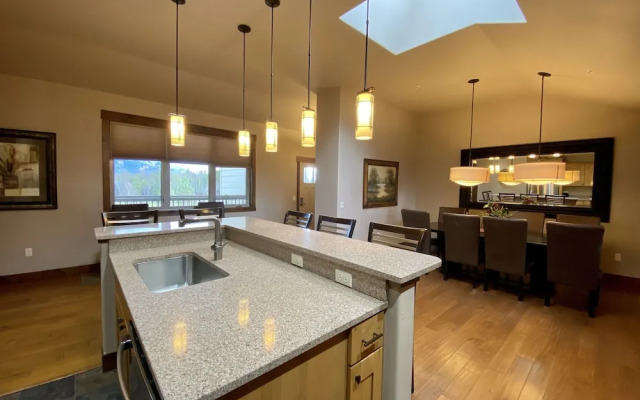 Meadow Lake Resort & Condos