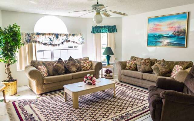 Royal Palm Bay Condo