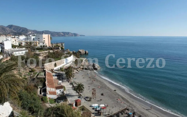 Acapulco playa Nerja 407 planta superior