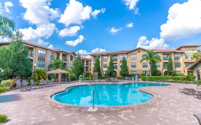 614 Bella Piazza