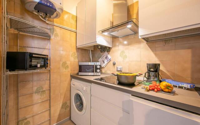 Ginestre Apartment few min From sea