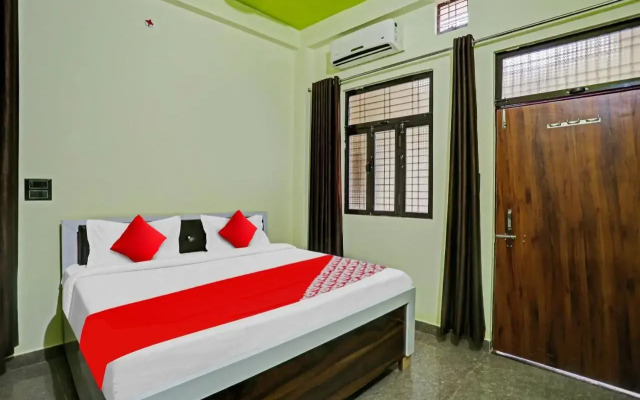 OYO Flagship 806679 Hotel A T S