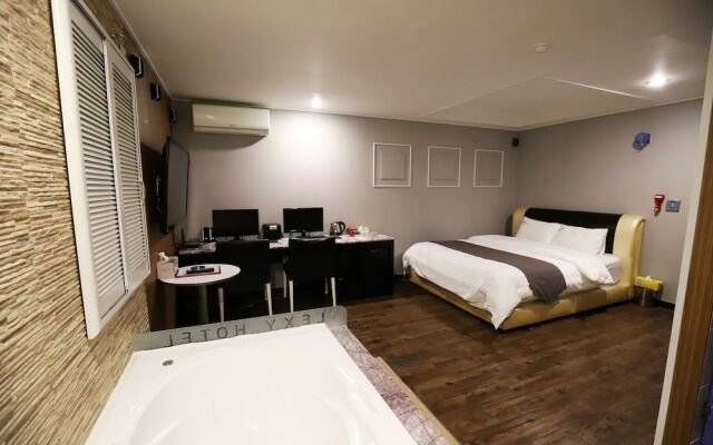 Dongducheon Lexy Hotel