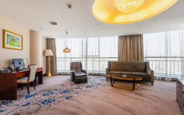 East River International Hotel