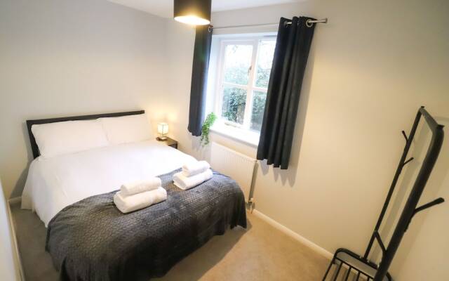 BookedUK New Flat in Bishop's Stortford