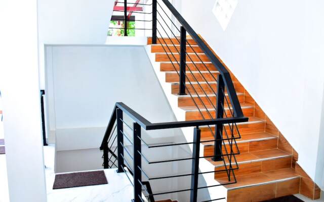 Nine Arch Holiday Resort