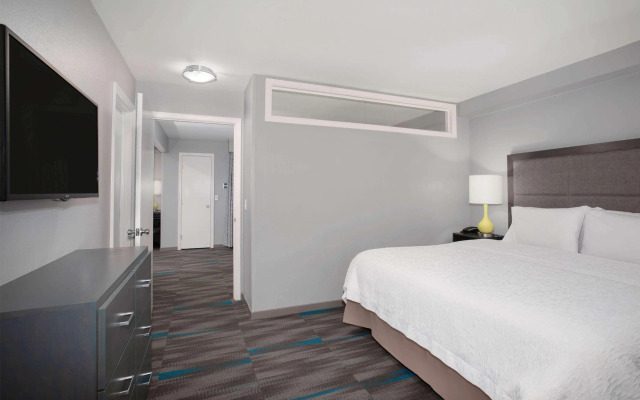 Hampton Inn Monterey