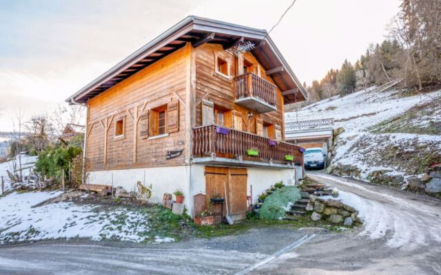 A la Claire Fontaine 14079