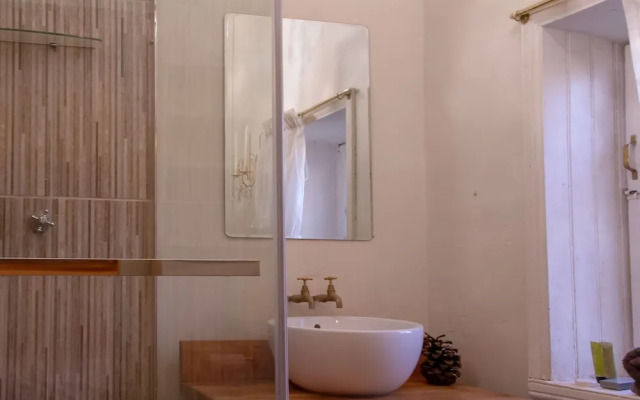 Cherry Stone Country House