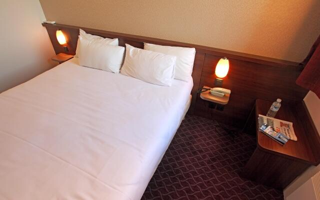 Brit Hotel Toulouse Colomiers - L'Esplanade