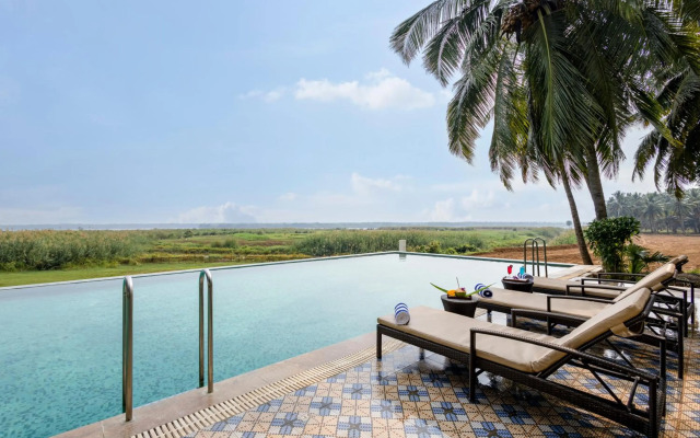 Sterling Palavelli Godavari