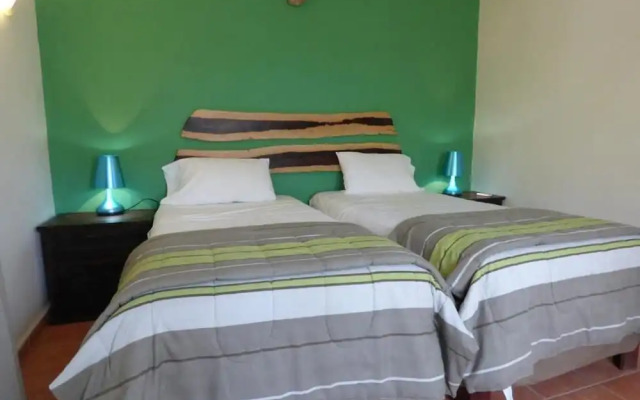 Romaya Condo Hotel