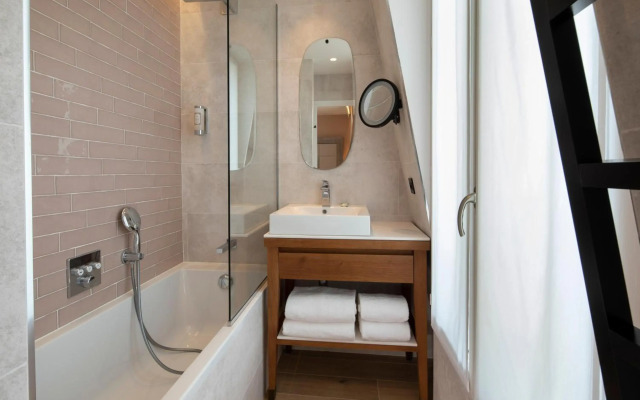 Ayla Hotel
